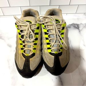 Nike air max 95. OG neon